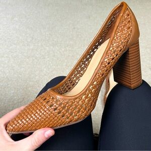 NWOT Ann Taylor Factory Brown Woven Heels, Size 9